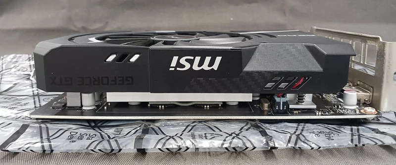 Carte graphique NVIDIA GTX1650 D6 AERO ITX J OC