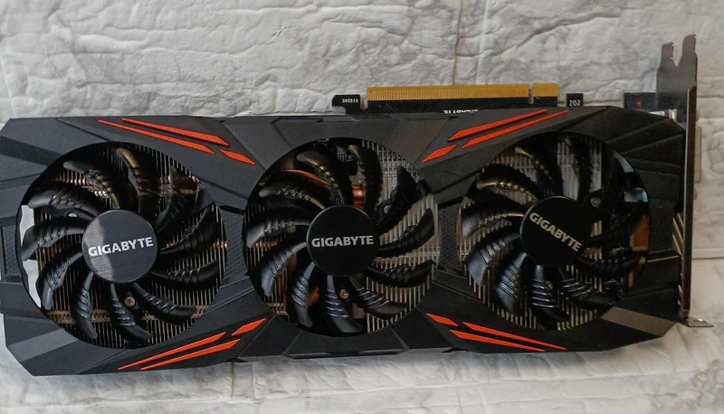 Carte graphique GIGABYTE GV-N1080G1 GAMING-8GD