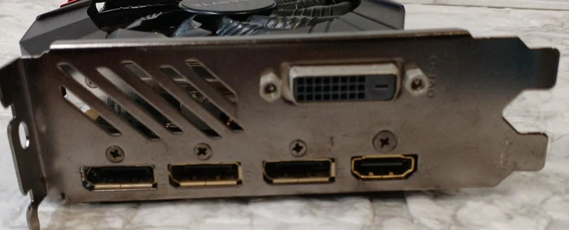 Carte graphique GIGABYTE GV-N1080G1 GAMING-8GD