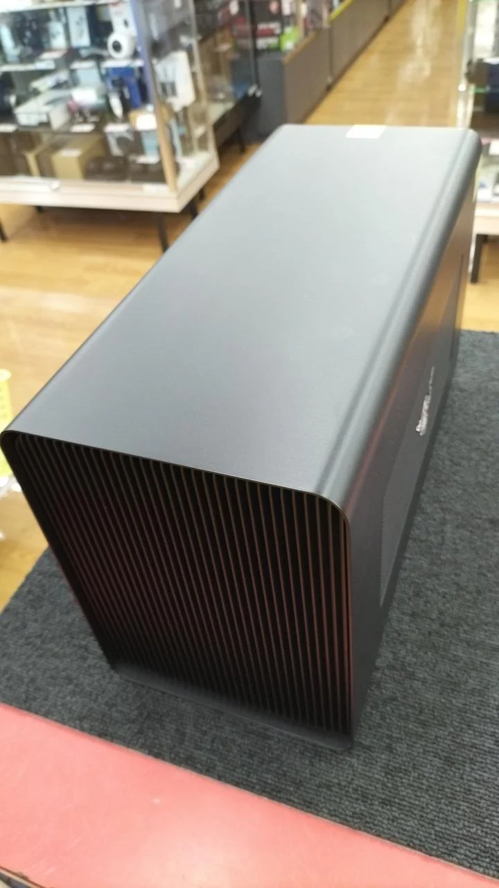 Boîtier graphique externe RAZER CORE X CHROMA RC21-0143