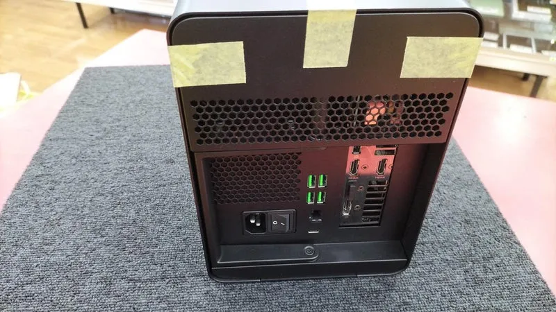 Boîtier graphique externe RAZER CORE X CHROMA RC21-0143