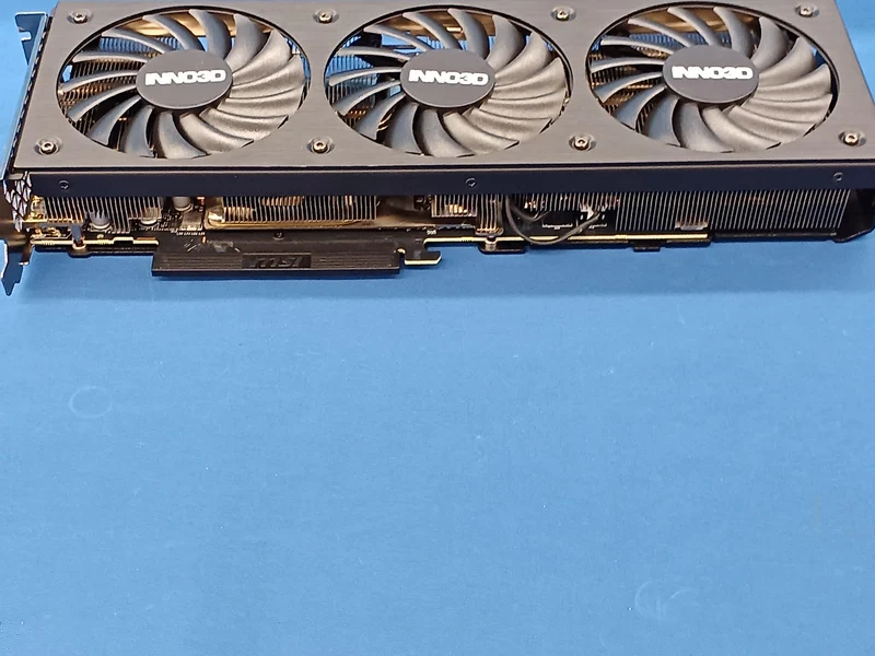 Carte graphique INNO3D RTX3070TI X3 OC 3XDP-HDMI GDDR