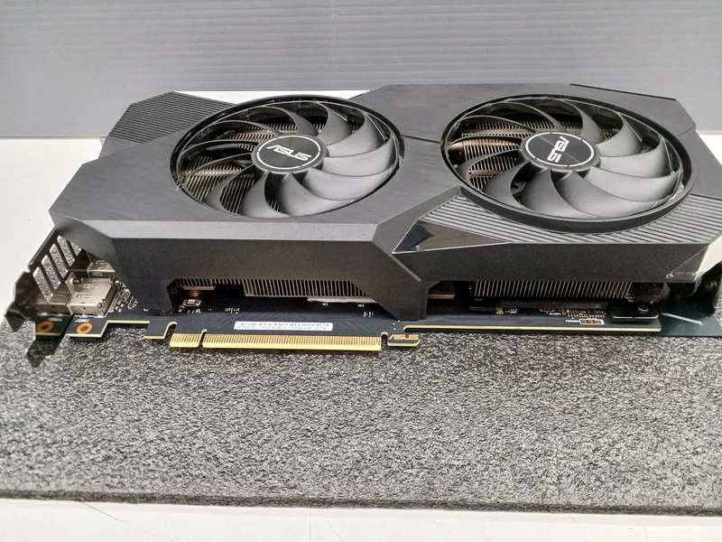 Carte graphique ASUS : DUAL-RTX3070-O8G