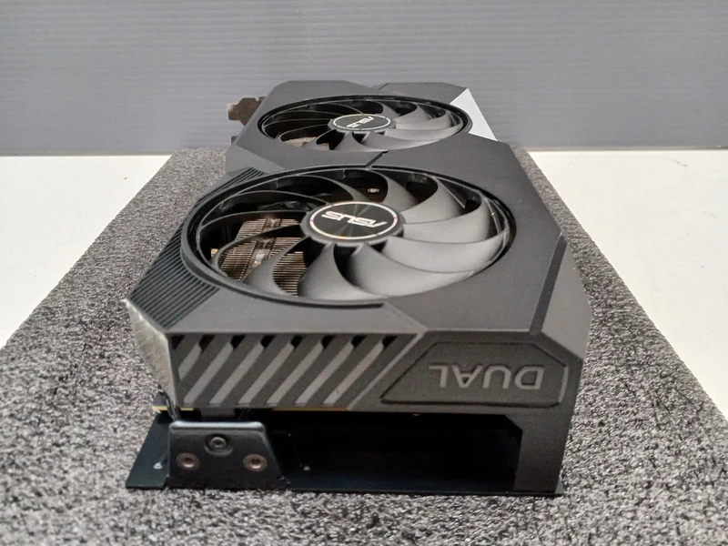 Carte graphique ASUS : DUAL-RTX3070-O8G