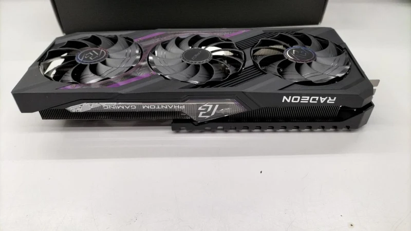Carte graphique ASROCK RX7800XT PG 16 Go