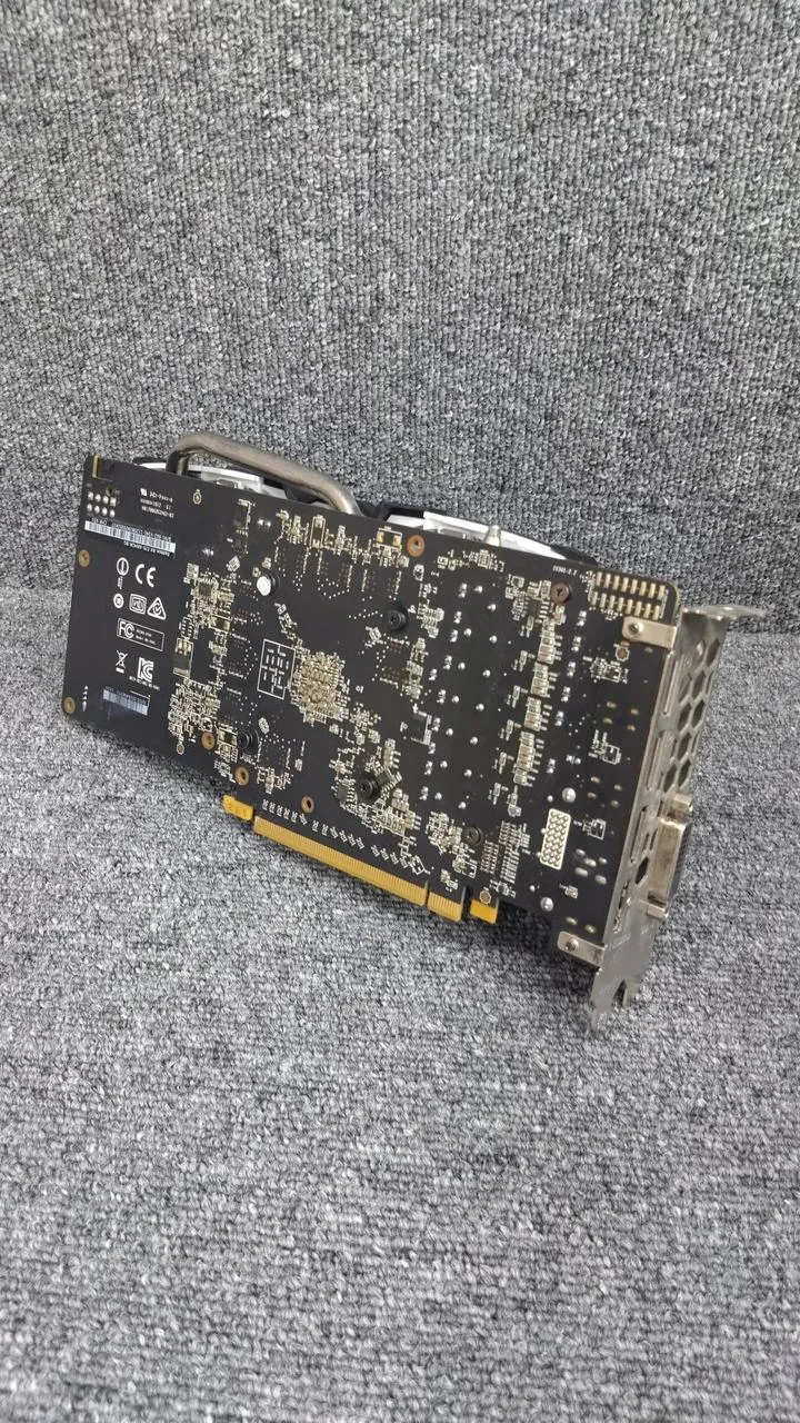 Carte graphique MSI : RADEON RX570 ARMOR 8G