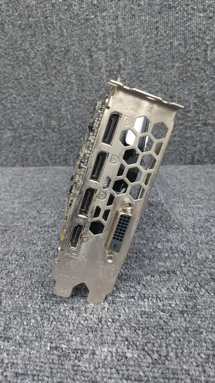 Carte graphique MSI : RADEON RX570 ARMOR 8G