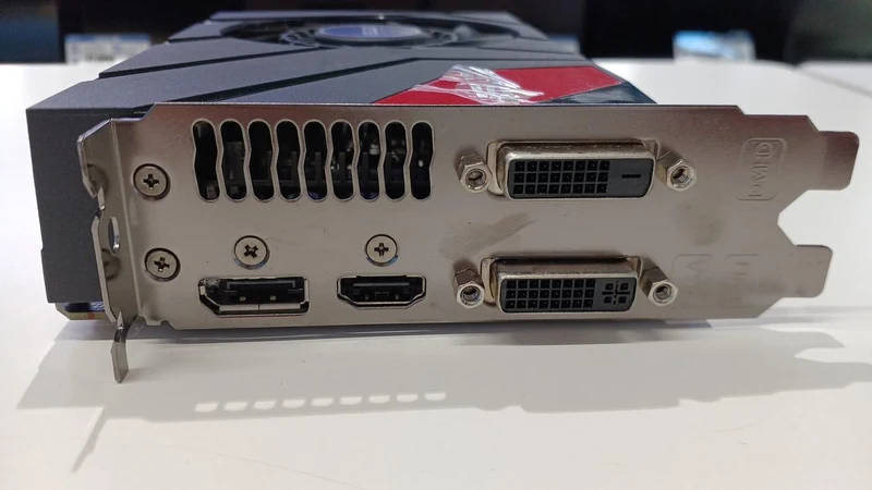 ASUS GTX760 2 Go GTX760-DCMOC-2GD5