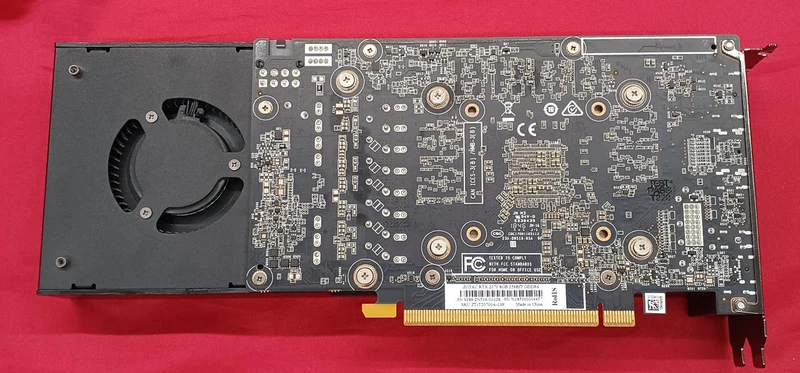 Carte graphique ZOTAC NVIDIA PCI-EXPRESS RTX 2070 8 Go à turbine