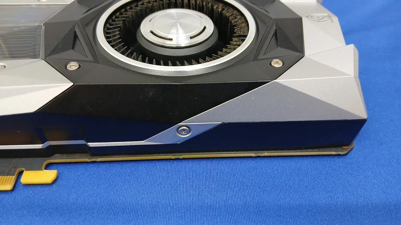 Carte graphique NVIDIA GTX1080TI ÉDITION FONDATEURS