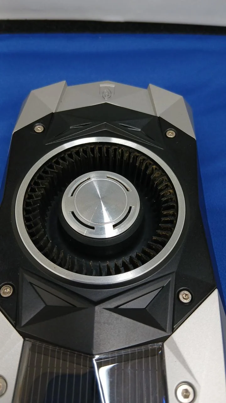 Carte graphique NVIDIA GTX1080TI ÉDITION FONDATEURS