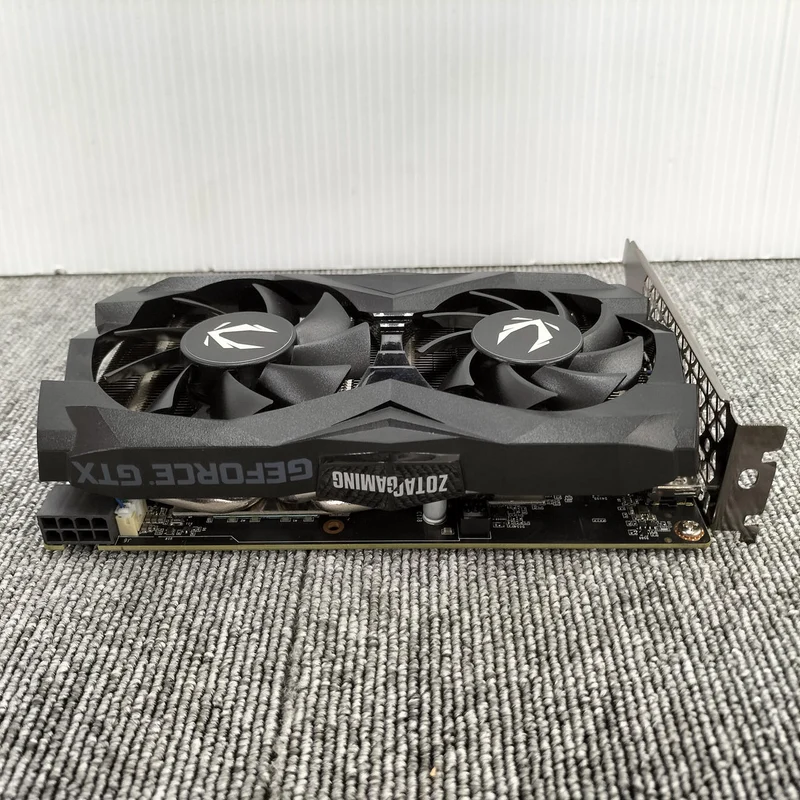 ZOTAC [Banc FF terminé] ZOTAC ZT-T16620H-10B ZT-T16620H-10B