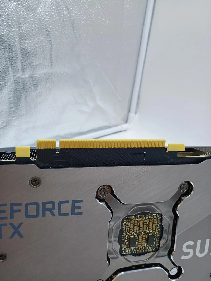 Carte graphique MSI : GEFORCE RTX3080 TI SUPRIM X 12