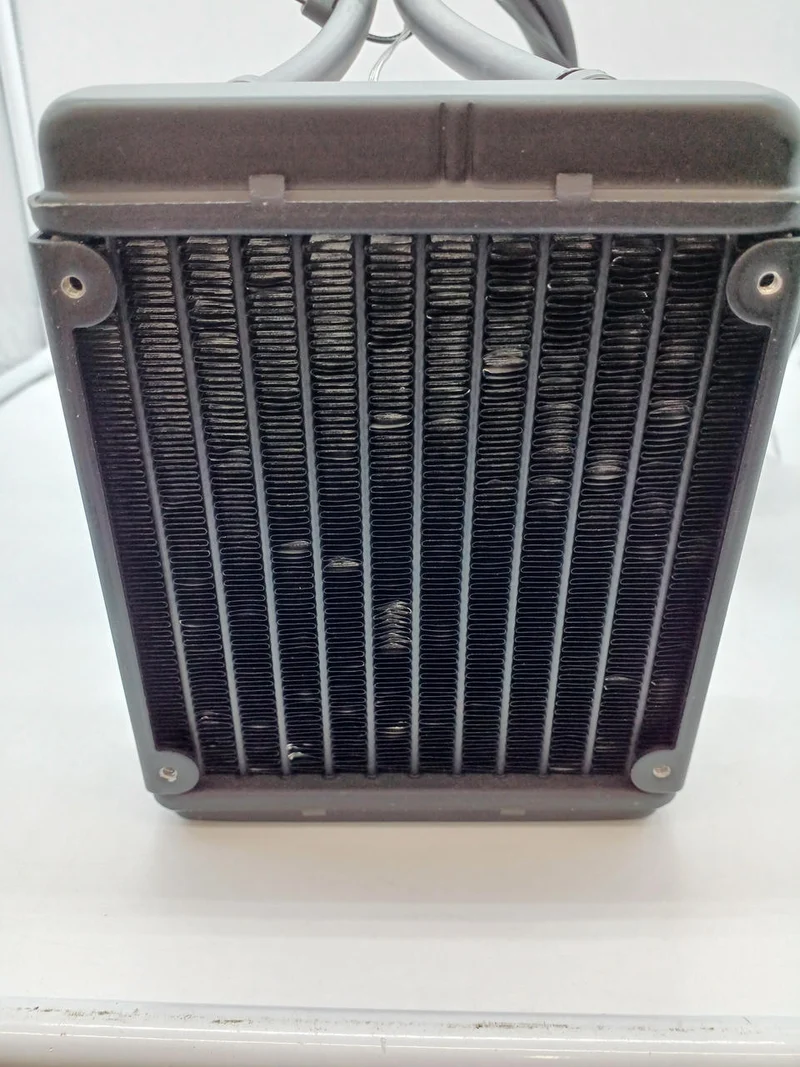 Carte graphique SYCOM : RTX 2080 SUPER avec refroidissement liquide