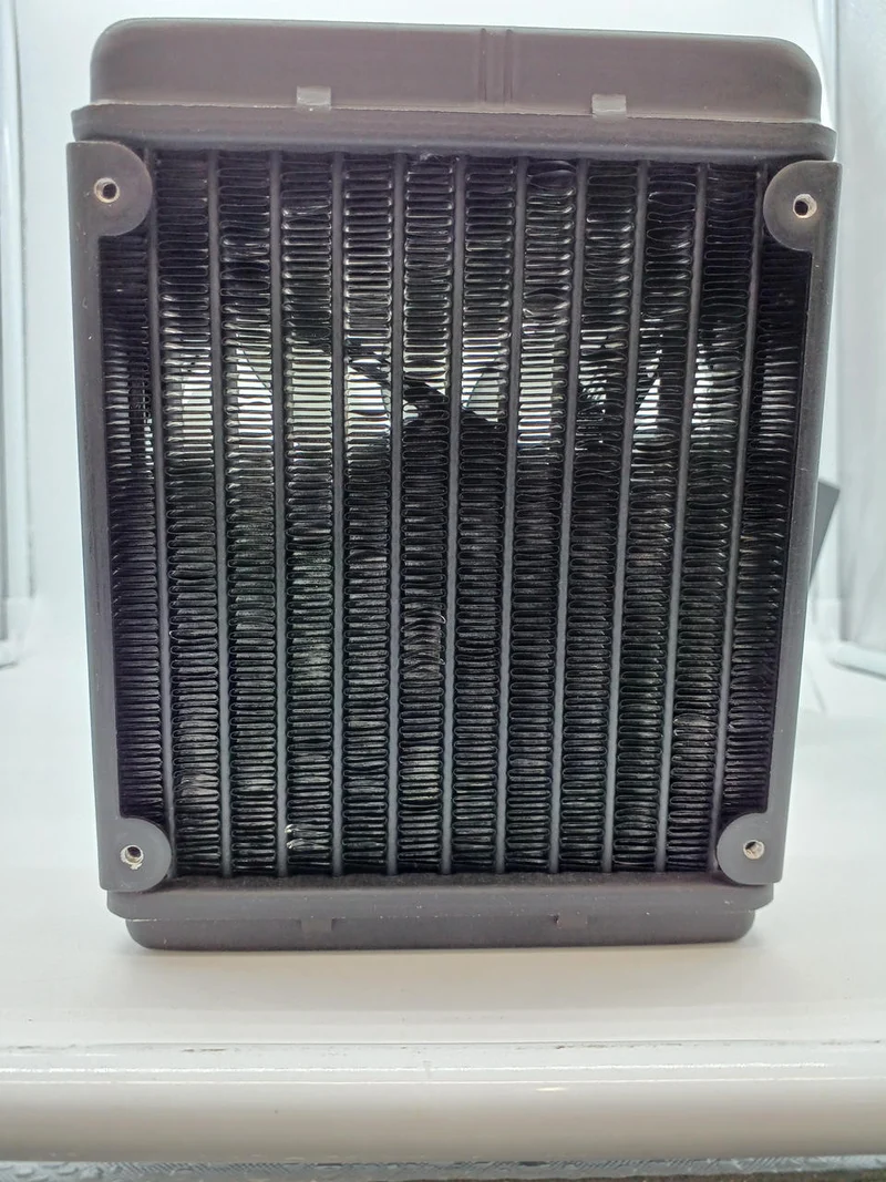 Carte graphique SYCOM : RTX 2080 SUPER avec refroidissement liquide