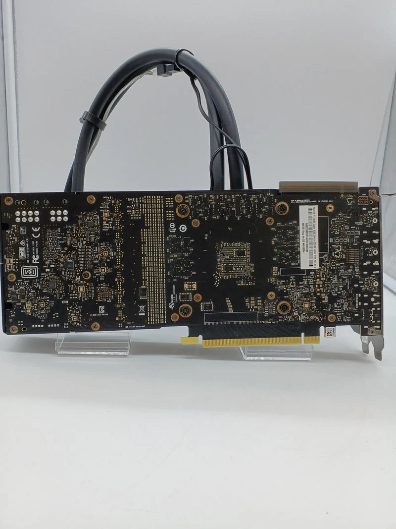 Carte graphique SYCOM : RTX 2080 SUPER avec refroidissement liquide