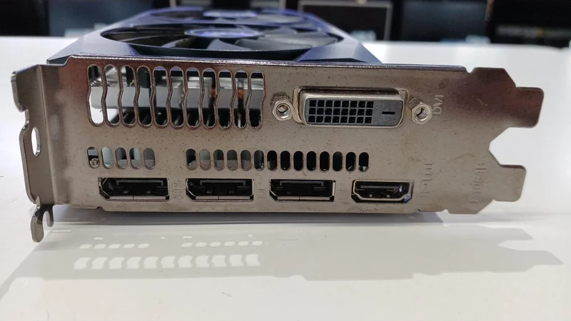Carte graphique MSI : RADEON RX 570 8GT OCV1