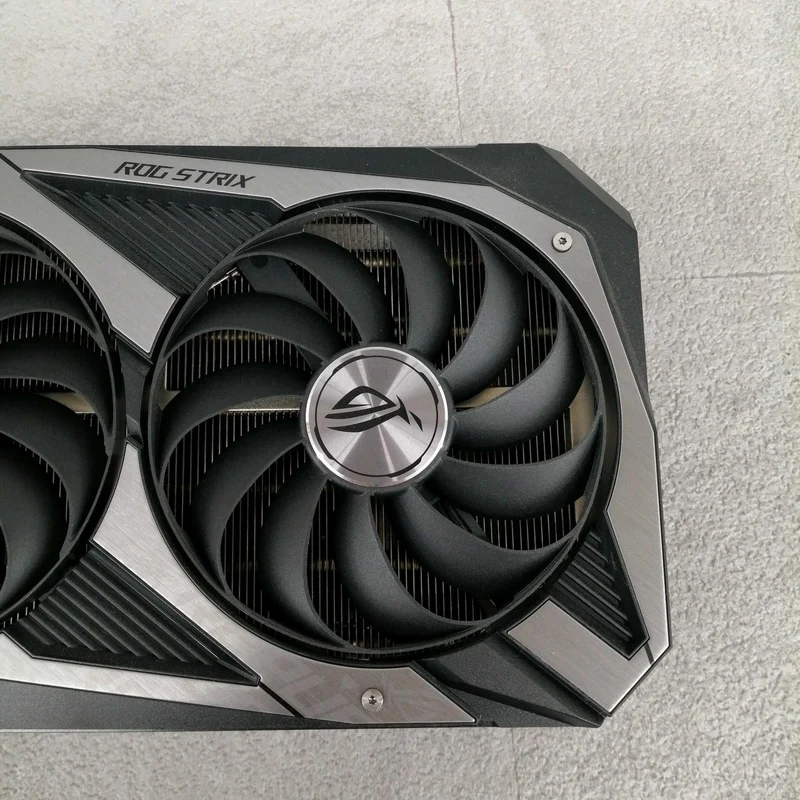 Carte graphique ASUS : ROG-STRIX-RTX3070-O8G-GAMING