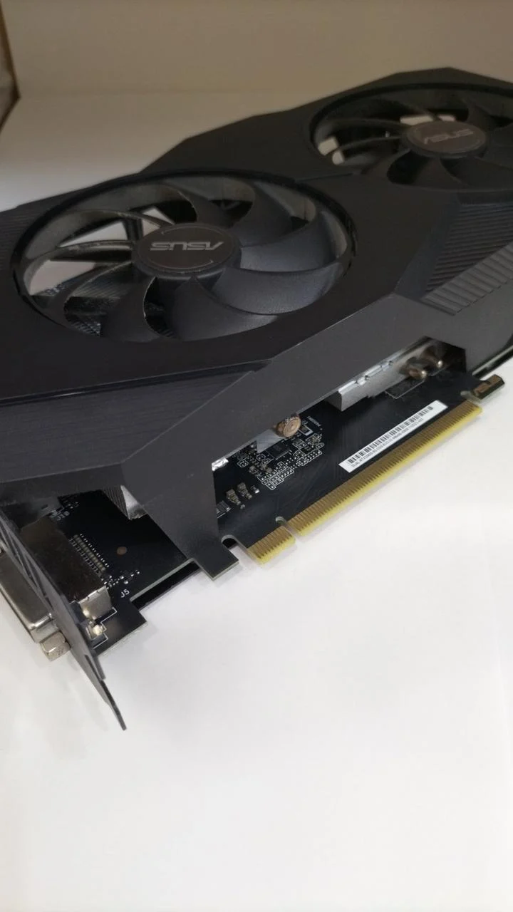 Carte graphique ASUS DUAL-RTX2060S-8G-EVO-V2