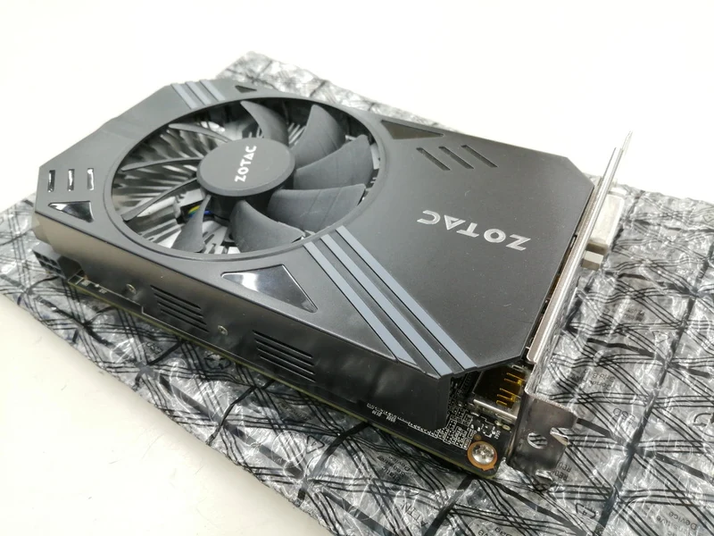 ZOTAC GeForce GTX1060 GDDR5 3 Go ZT-P10610A-10L