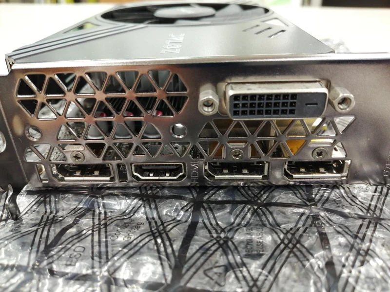 ZOTAC GeForce GTX1060 GDDR5 3 Go ZT-P10610A-10L