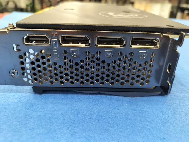 Carte graphique MSI : RTX 3060 Ti Ventus 2X 8GD6X
