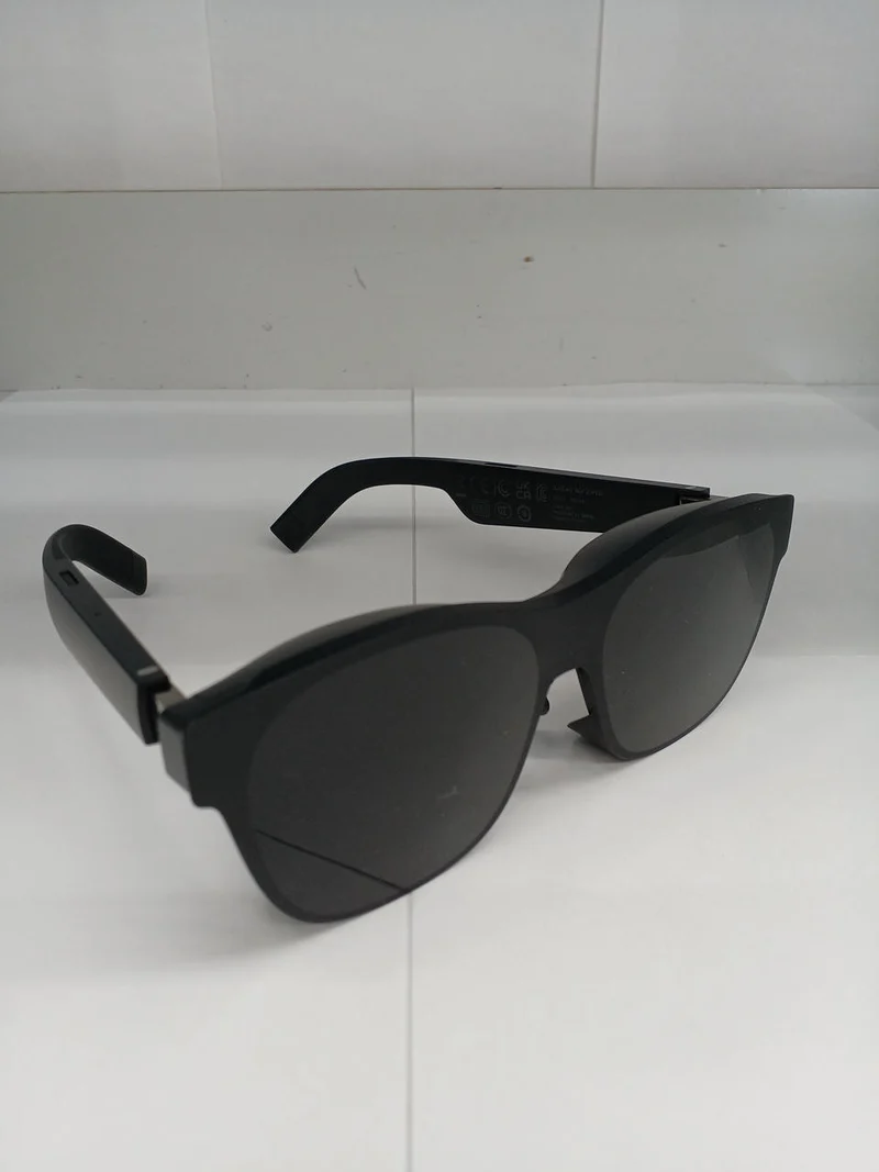 Lunettes connectées XREAL AIR2 PRO