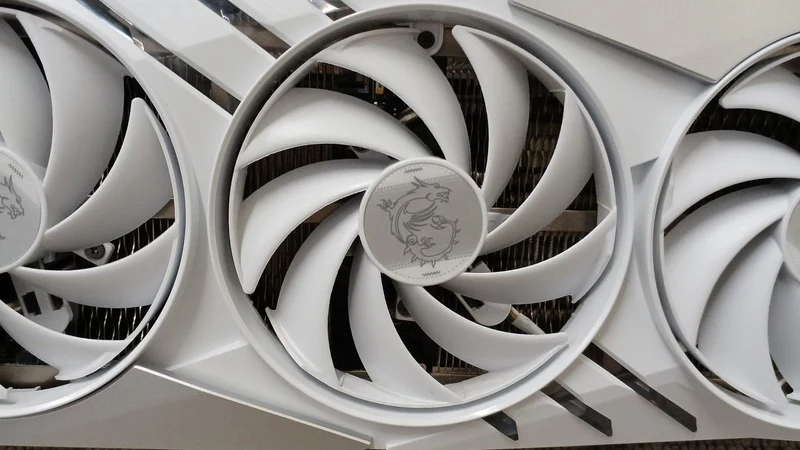 Carte graphique MSI : GEFORCE RTX 4070 12 Go
