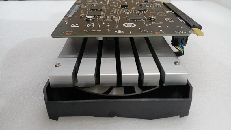Carte graphique MSI : RTX 3050 VENTUS 2X E 6G OC