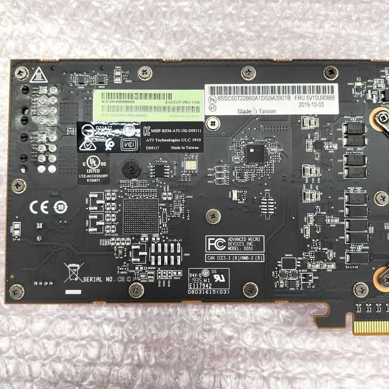 Carte graphique AMD : RADEON PRO V320