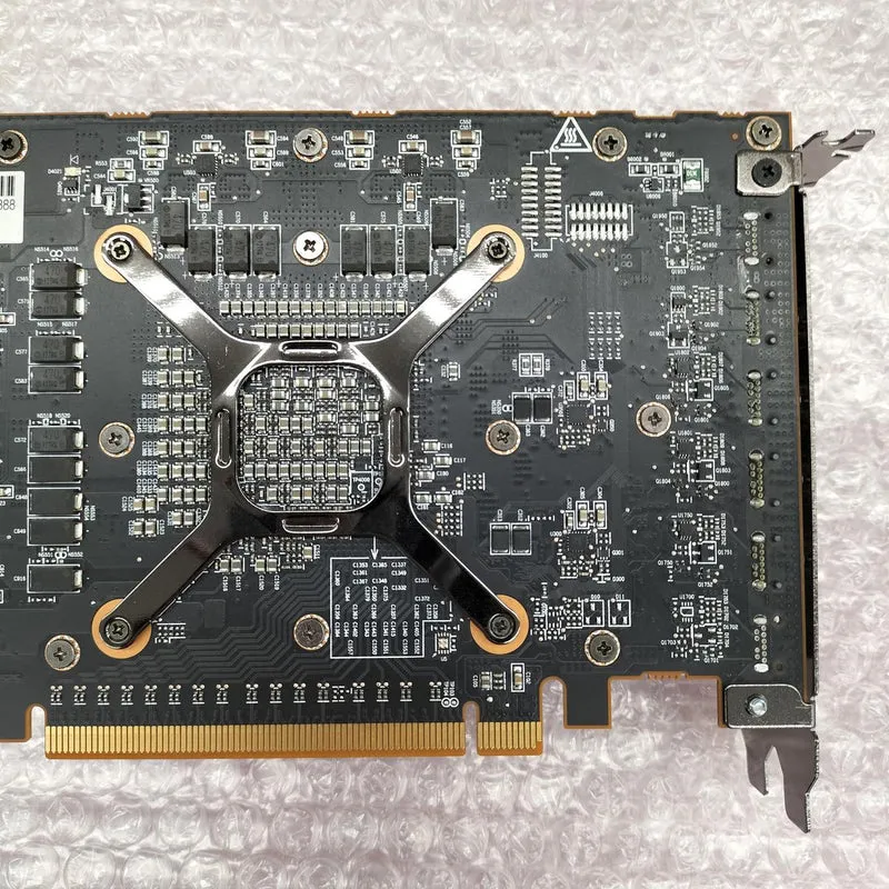 Carte graphique AMD : RADEON PRO V320