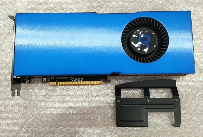 Carte graphique AMD : RADEON PRO V320