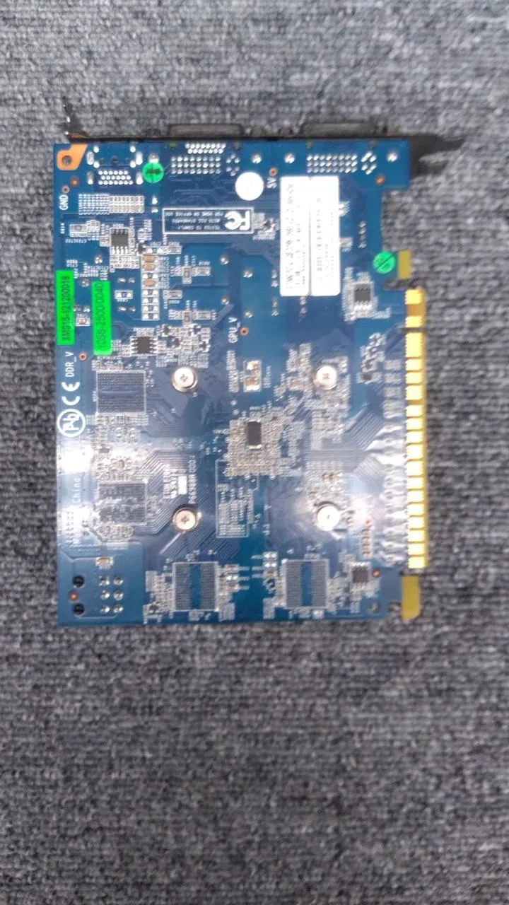 Carte graphique NVIDIA : GTX 650-1 Go