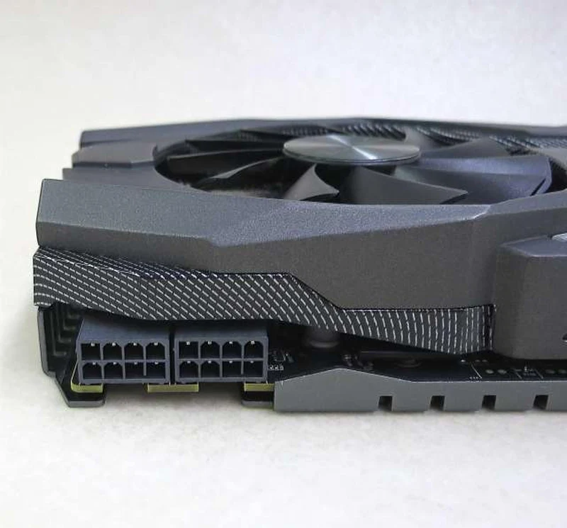 Carte graphique ZOTAC : ZTGTX1070-8GD5AMP01