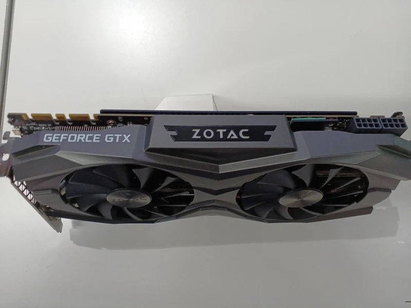 Carte graphique ZOTAC : GEFORCE GTX 1080 TI AMP