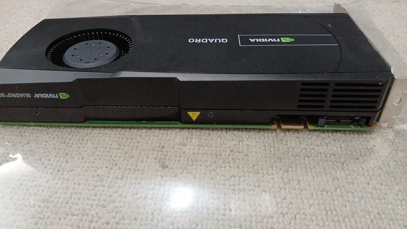 Carte graphique NVIDIA : QUADRO 500