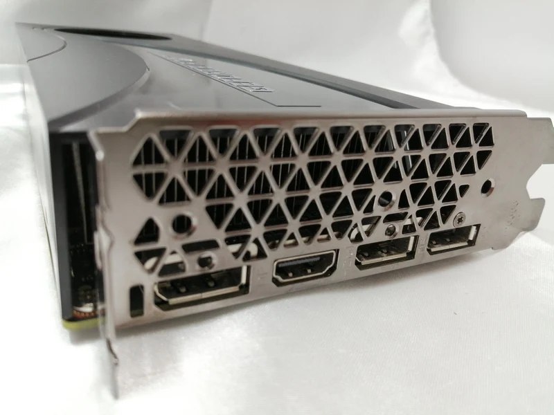 Carte graphique ZOTAC : GEFORCE RTX 2060 SUPER 8 Go GDD