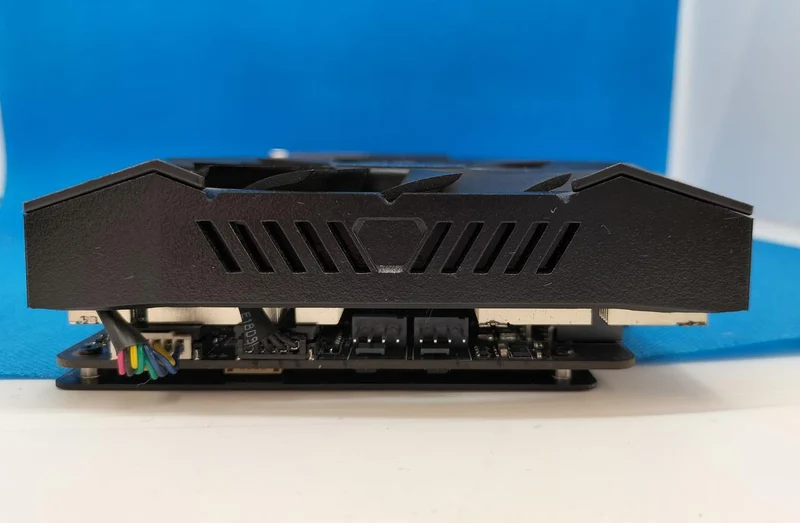 Carte graphique ASUS : STRIX-GTX1070-O8G-GAMING
