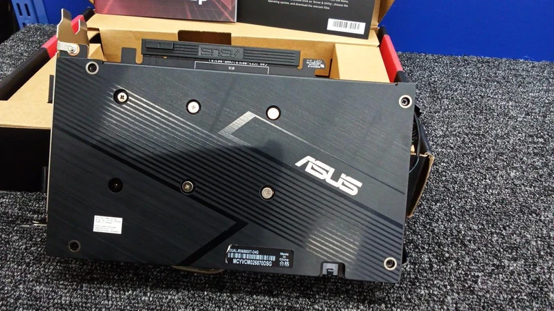 Carte graphique ASUS : DUAL RX6500XT O4G