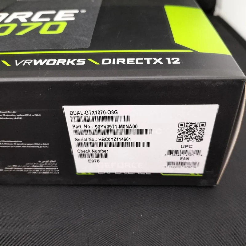 Carte graphique ASUS PCI-EXPRESS compatible NVIDIA DUAL-GTX1070-08G