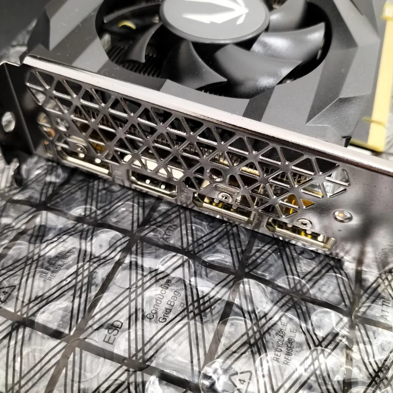 Carte graphique NVIDIA compatible PCI-EXPRESS ZOTAC ZT-T16610F-10L