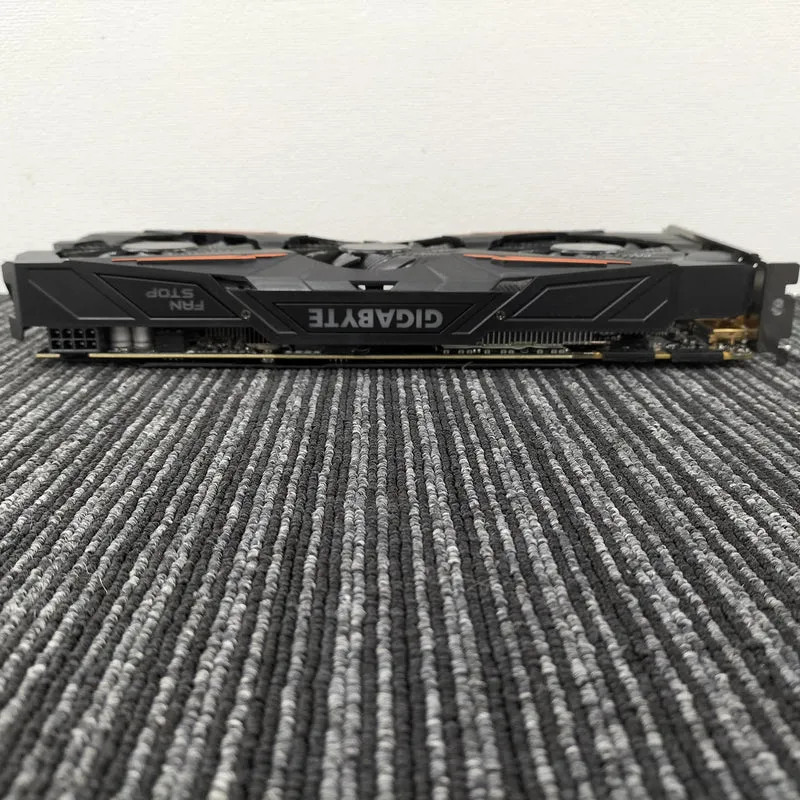 GIGABYTE [Article défectueux] GV-N1070G1 GAMING-8GD GV-N1070G1 GAMING-8GD
