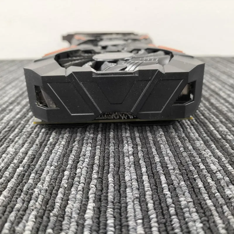 GIGABYTE [Article défectueux] GV-N1070G1 GAMING-8GD GV-N1070G1 GAMING-8GD
