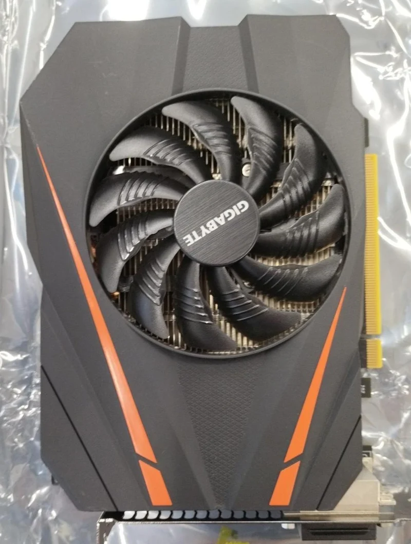 Carte graphique GIGABYTE GV-N1070 MINI ITX OC 8G