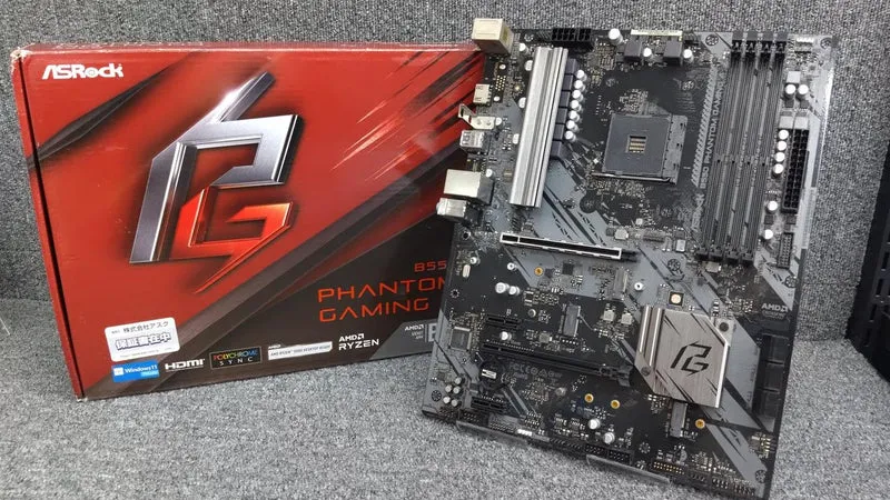 [À DÉCHETER] Carte mère ASROCK B550 PHANTOM GAMING 4