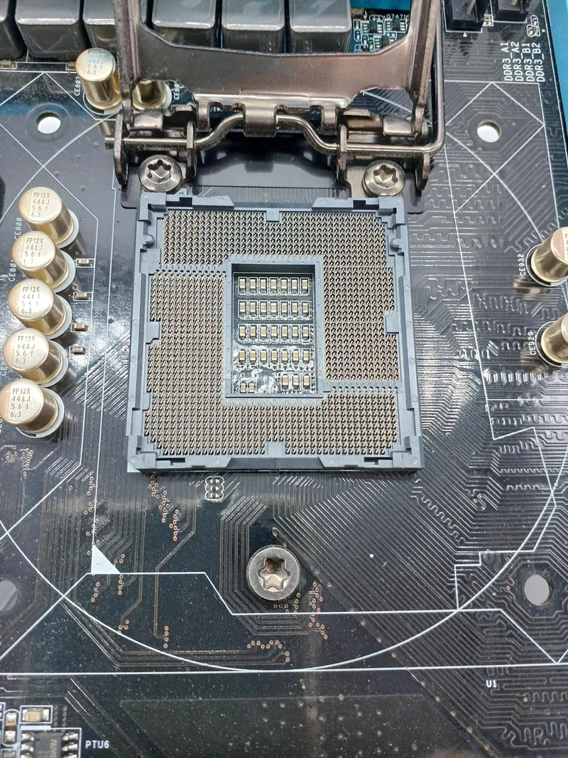 Carte mère ASROCK Z97 EXTREME4/I7-4790