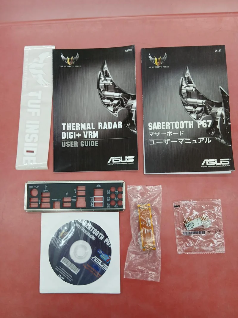 Carte mère ASUS compatible Intel : SABERTOOTH P67