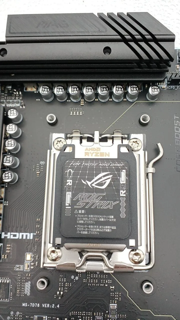 Carte mère MSI MAG B650M MORTAR WIFI