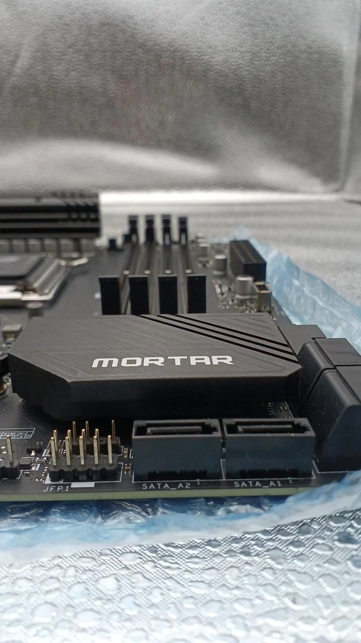 Carte mère MSI MAG B650M MORTAR WIFI