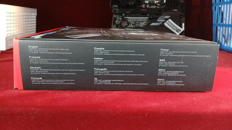 [À DÉCHETER] Carte mère ASUS ROG STRIX Z690-F GAMING WIFI